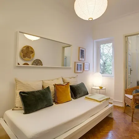 Hip And Spacious Tm Flat In Areeiro Lisbon Exterior photo