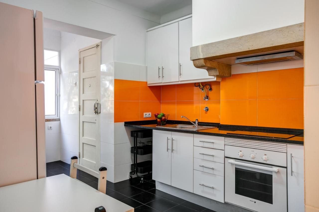 Hip And Spacious Tm Flat In Areeiro Apartment Lisbon