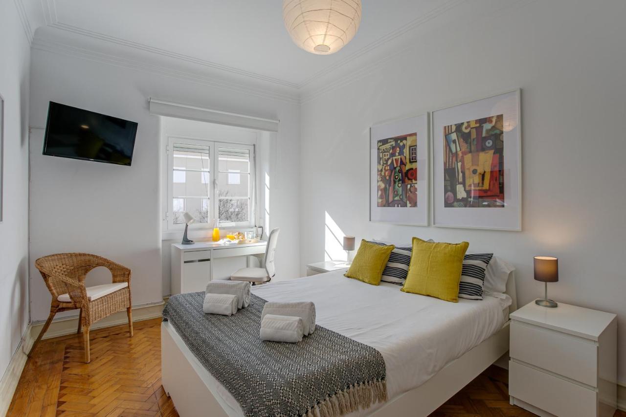 Hip And Spacious Tm Flat In Areeiro Appartement